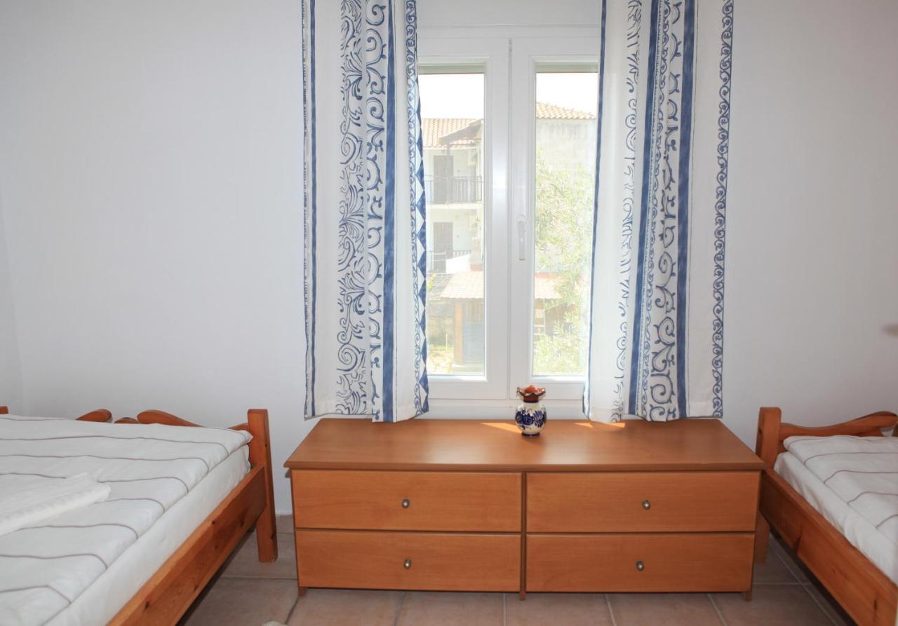 O Pyrgos Accommodations Panormos  Ngoại thất bức ảnh