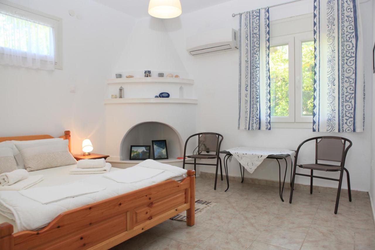 O Pyrgos Accommodations Panormos  Ngoại thất bức ảnh