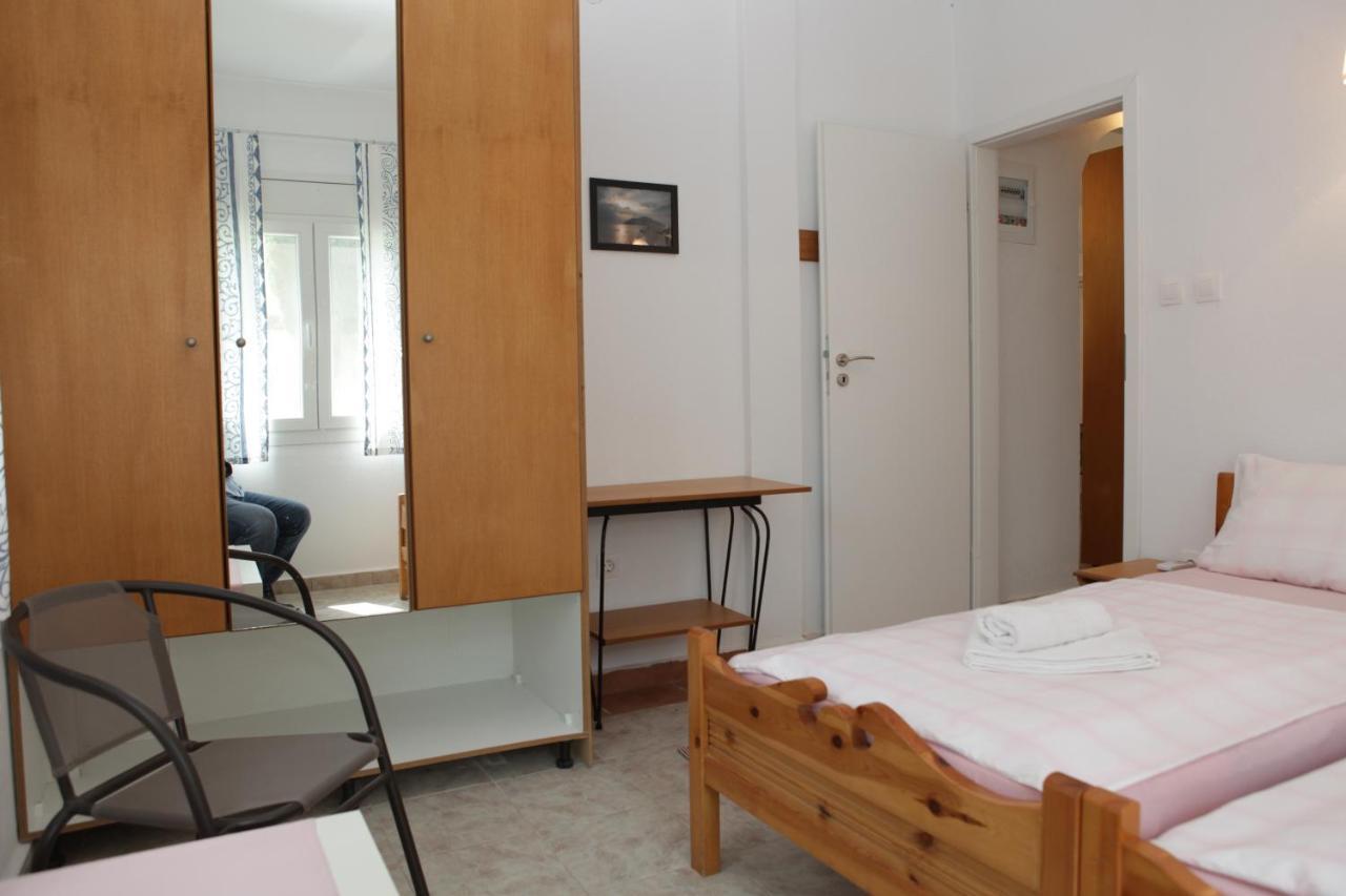 O Pyrgos Accommodations Panormos  Ngoại thất bức ảnh