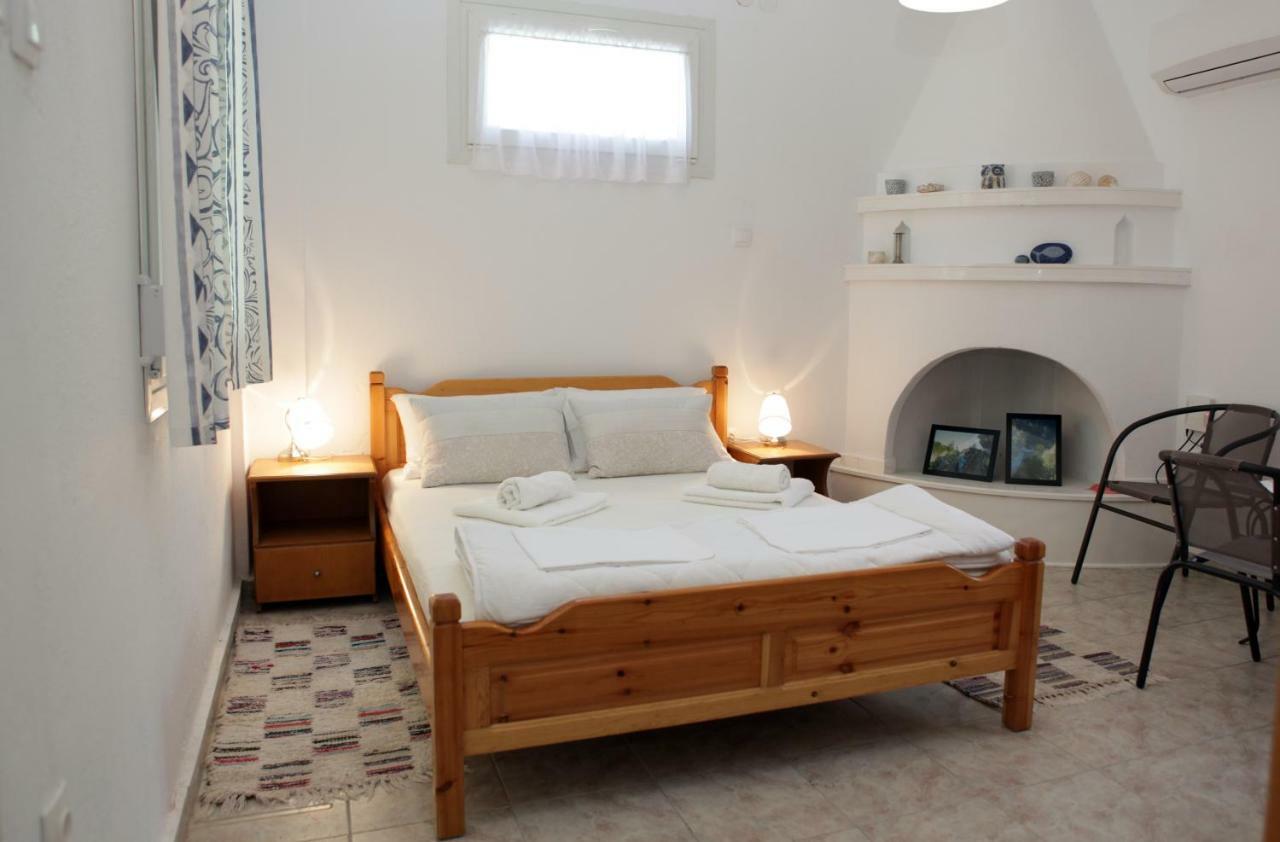 O Pyrgos Accommodations Panormos  Ngoại thất bức ảnh