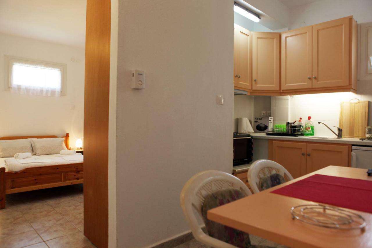 O Pyrgos Accommodations Panormos  Ngoại thất bức ảnh