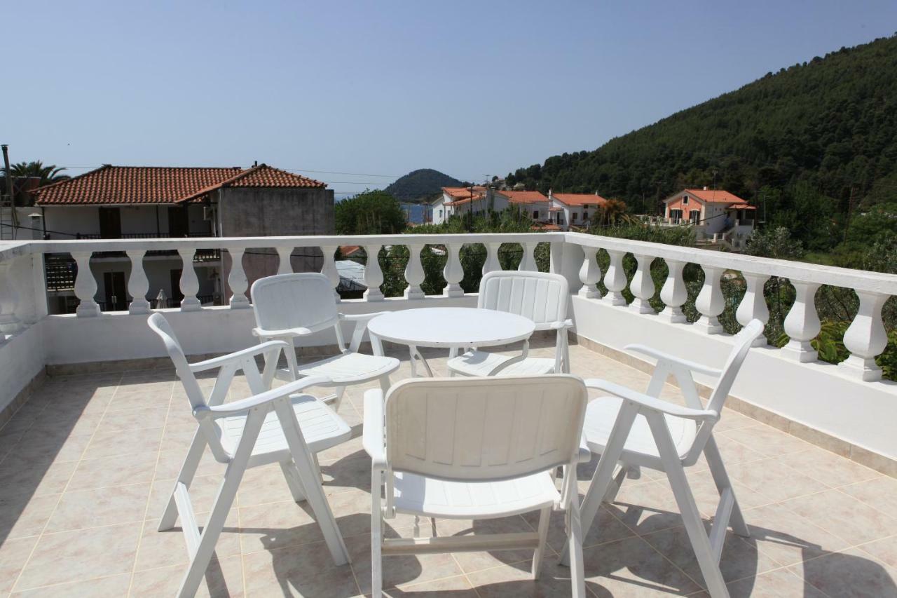 O Pyrgos Accommodations Panormos  Ngoại thất bức ảnh
